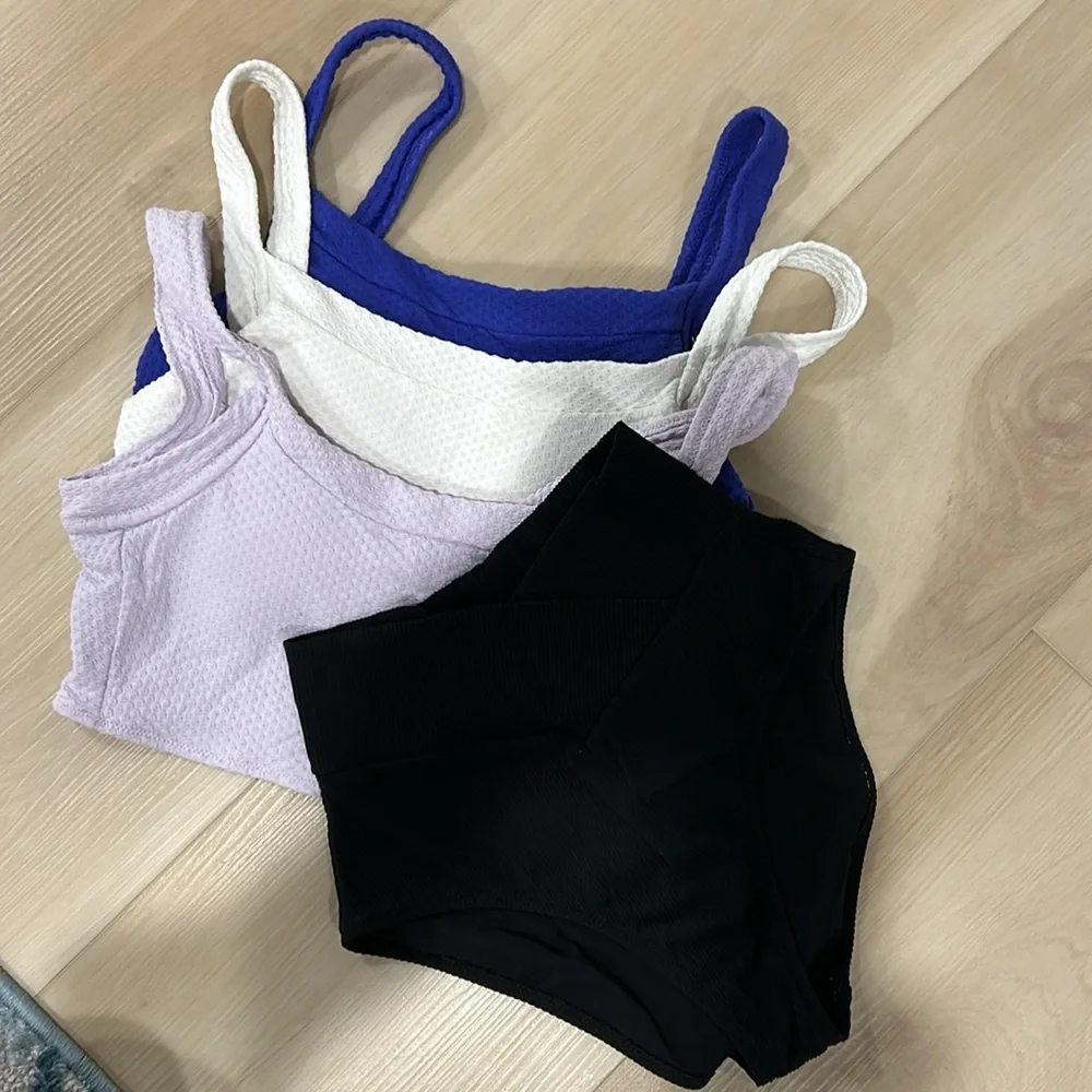 Aerie scoop bikini tops & high waisted bottom! - Picture 3 of 3